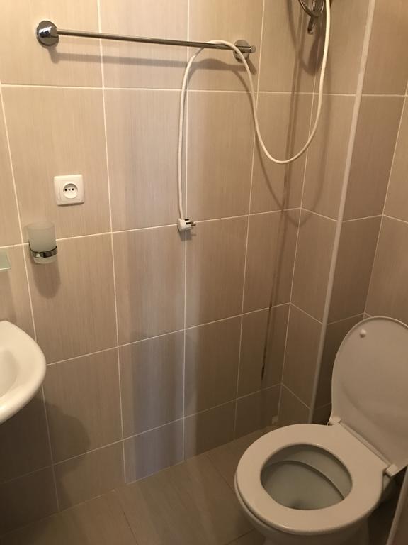 Адилет Hotell Cholpon-Ata Exteriör bild