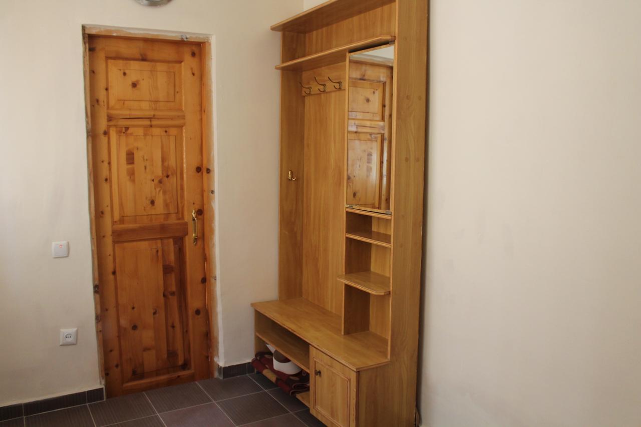 Адилет Hotell Cholpon-Ata Exteriör bild